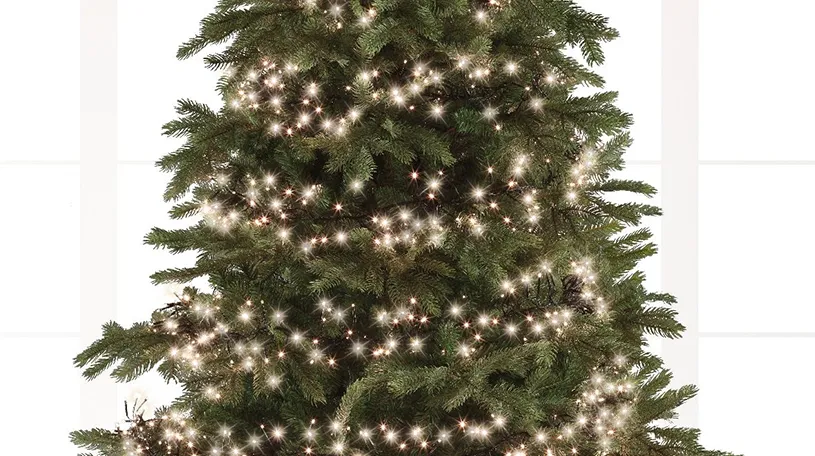 christmas tree with white cluster lights